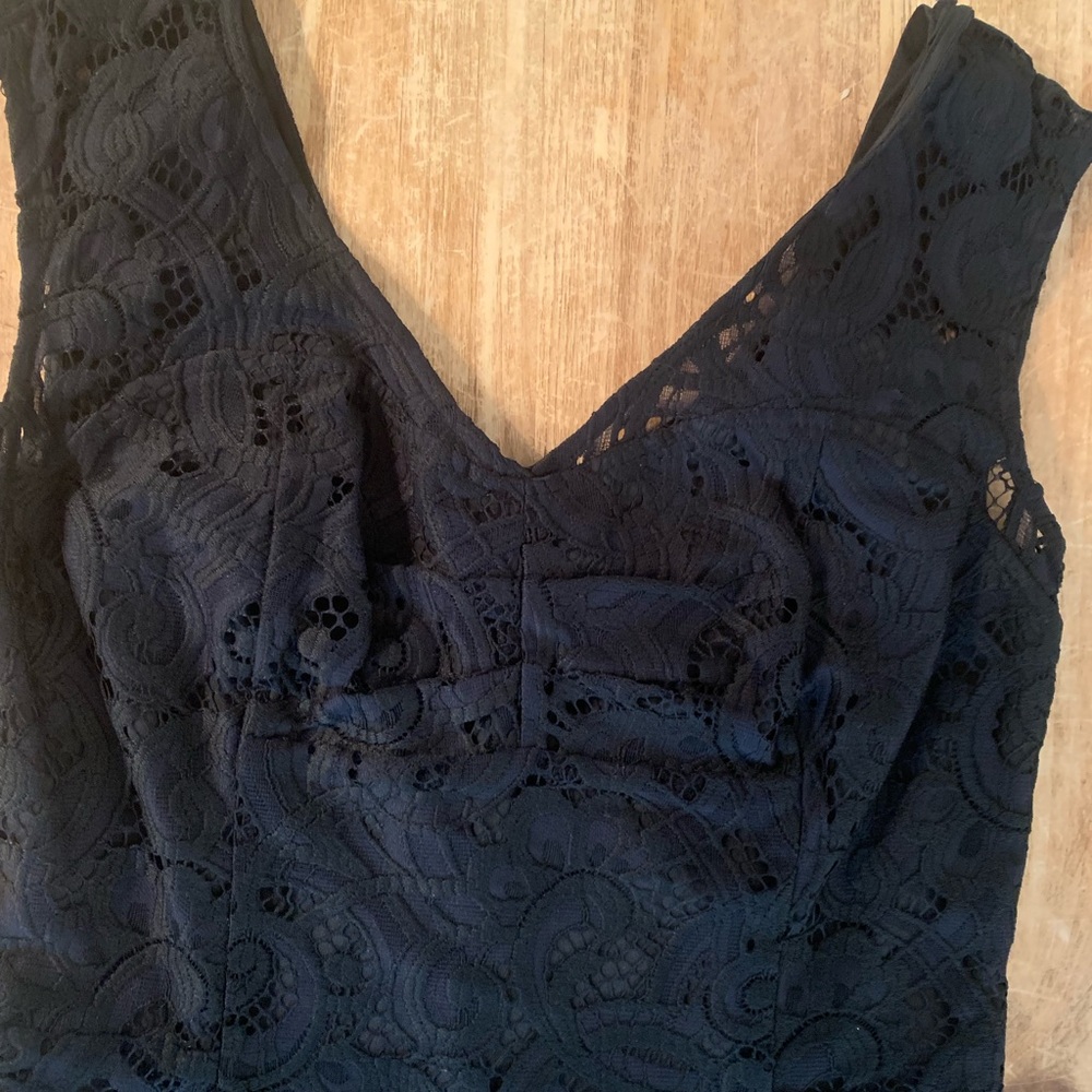 Black lace dress - Picture 3 of 5